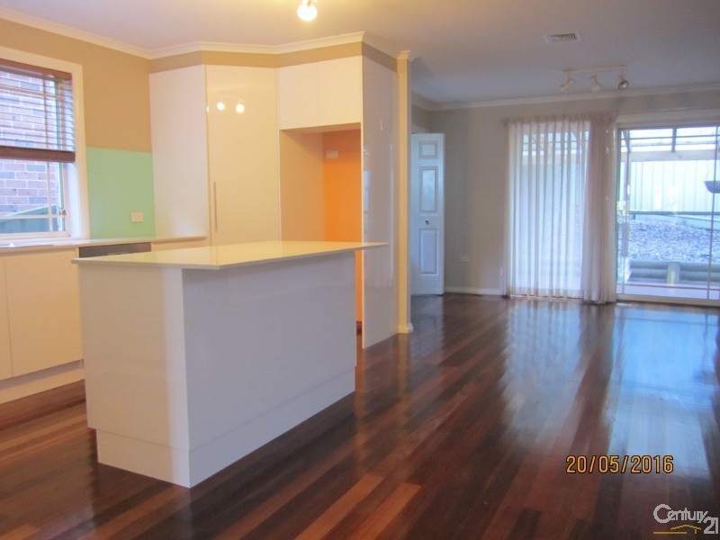 1/48 Kookaburra Street, Kincumber NSW 2251