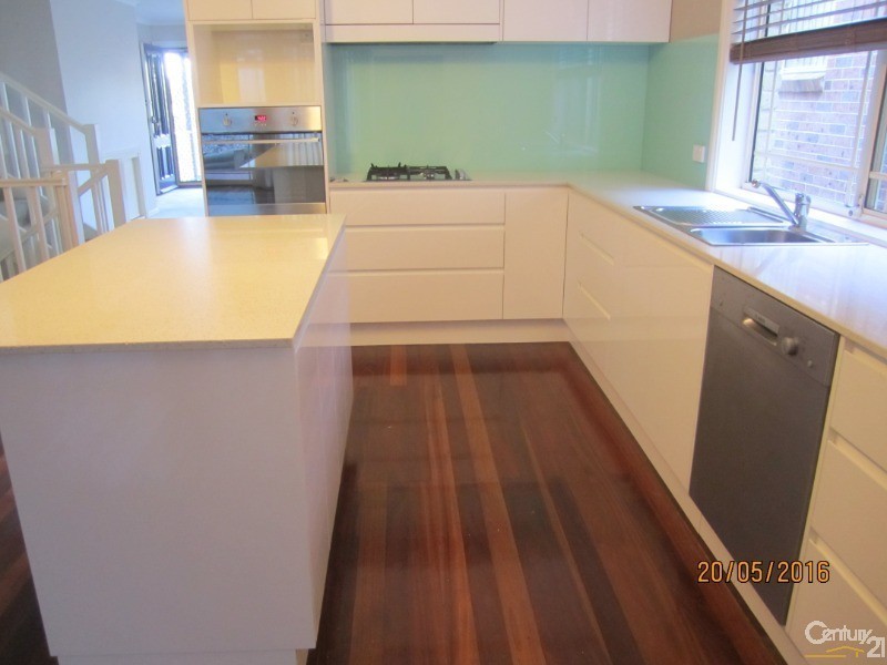 1/48 Kookaburra Street, Kincumber NSW 2251