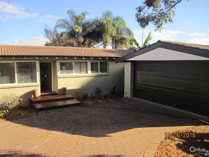 46 Premier Way, Bateau Bay NSW 2261