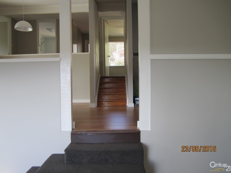 46 Premier Way, Bateau Bay NSW 2261