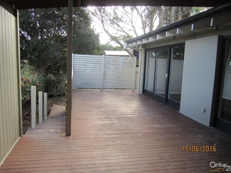 46 Premier Way, Bateau Bay NSW 2261