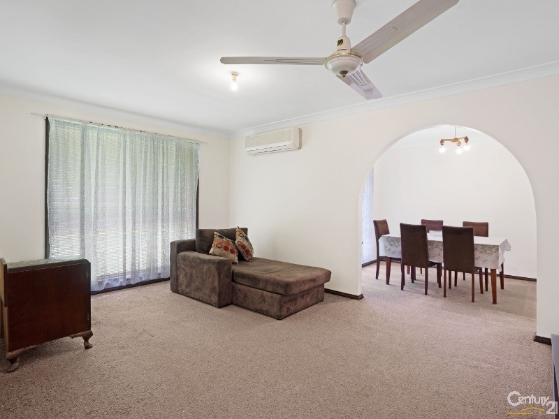 84 Melville St, Kincumber NSW 2251