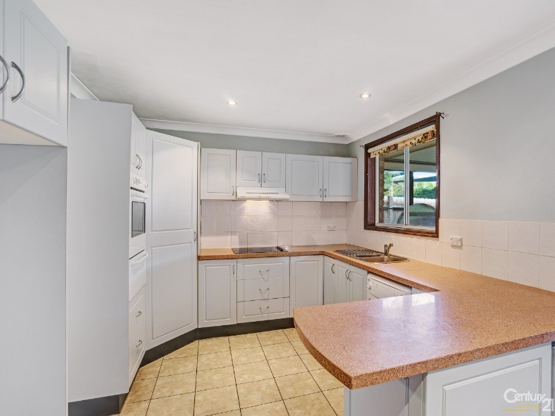 84 Melville St, Kincumber NSW 2251