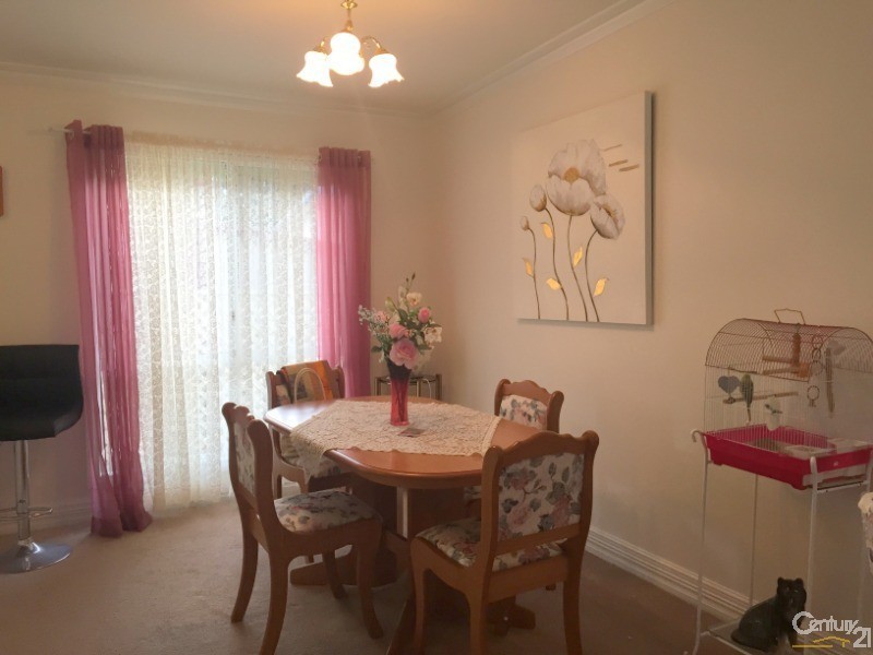 16 Sixth Ave, Broadlands Estate, Green Point NSW 2251