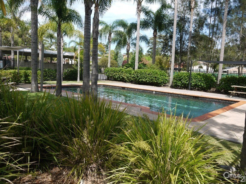 16 Sixth Ave, Broadlands Estate, Green Point NSW 2251