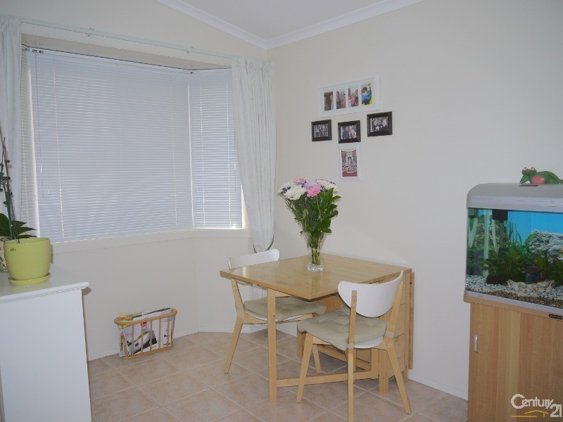 9  John Shortland Place, Kincumber NSW 2251