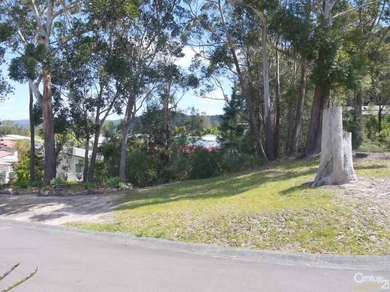 9  John Shortland Place, Kincumber NSW 2251