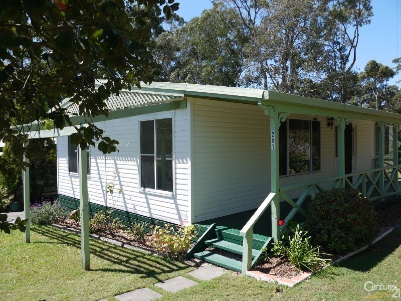 201 William Bradley Place, Kincumber Nautical Village, Kincumber NSW 2251