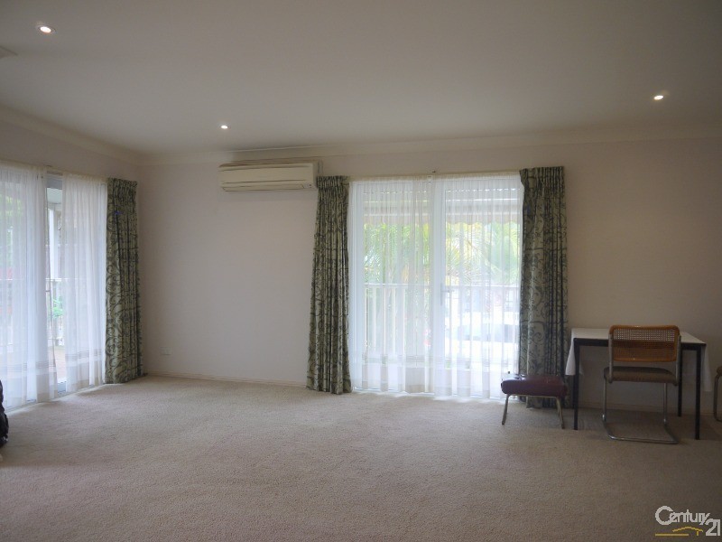 1 John Shortland Close, Kincumber NSW 2251