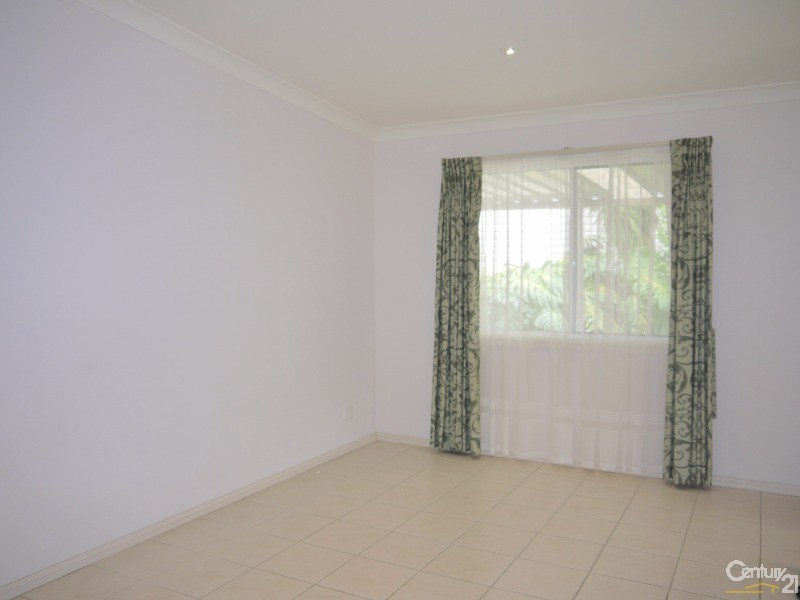 1 John Shortland Close, Kincumber NSW 2251