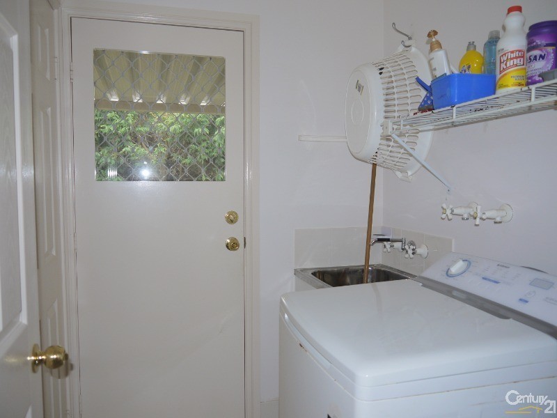 1 John Shortland Close, Kincumber NSW 2251