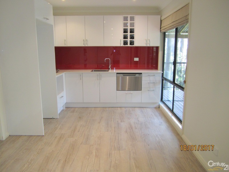 4a Bellevue Crescent, North Avoca NSW 2260