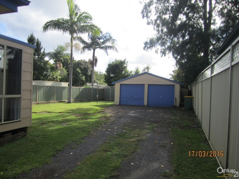 10 Tamara Rd, Erina NSW 2250