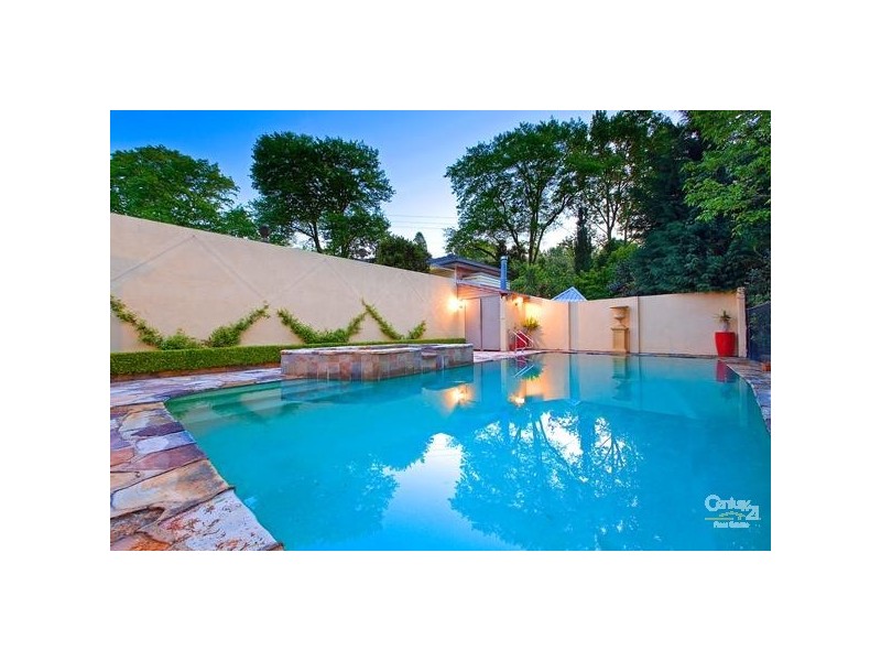 19 Cherry Street, Warrawee NSW 2074