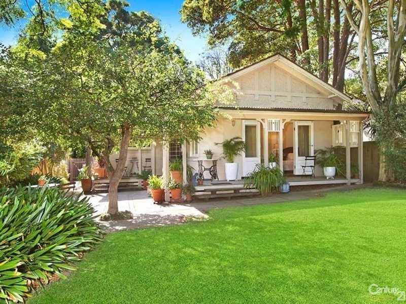 10 Melnotte Avenue, Roseville NSW 2069