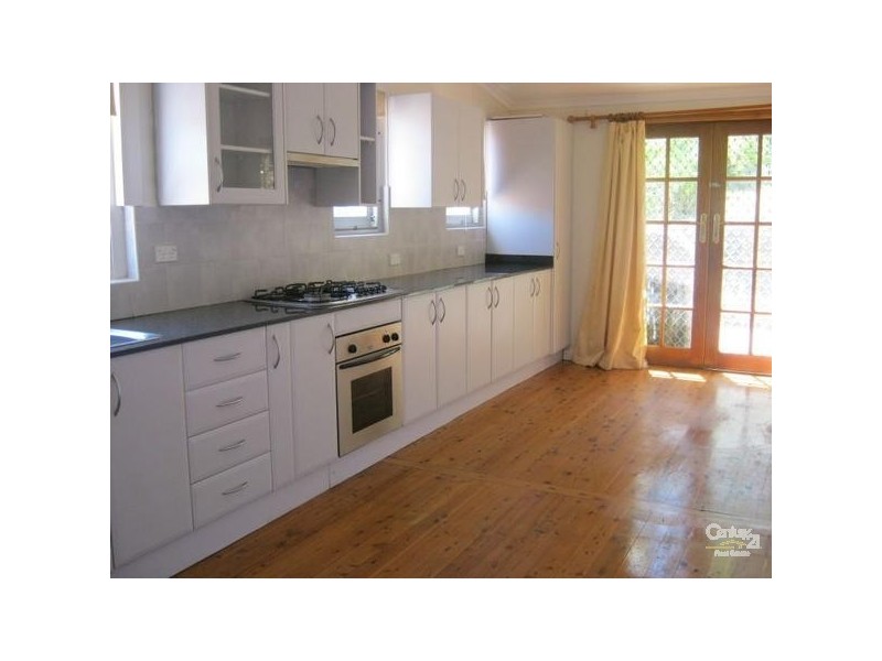 18 Carnarvon Road, Roseville NSW 2069