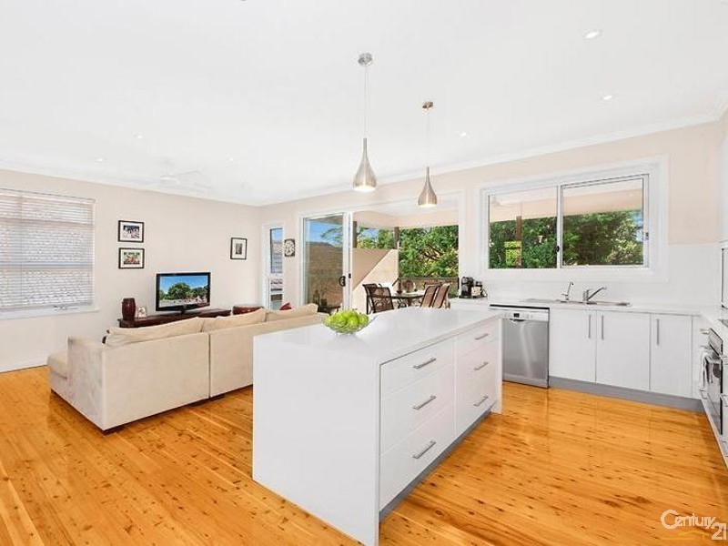 15 Griffith Avenue, Castle Cove NSW 2069