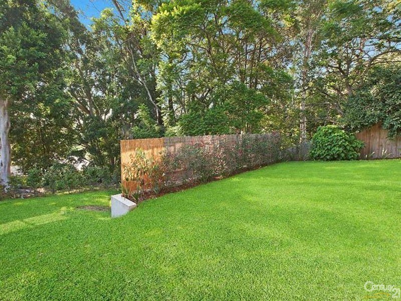 15 Griffith Avenue, Castle Cove NSW 2069