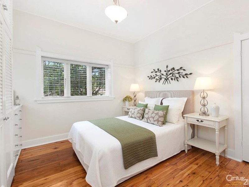 18 Bromborough Road, Roseville NSW 2069