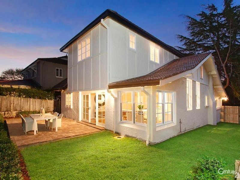 18 Bromborough Road, Roseville NSW 2069