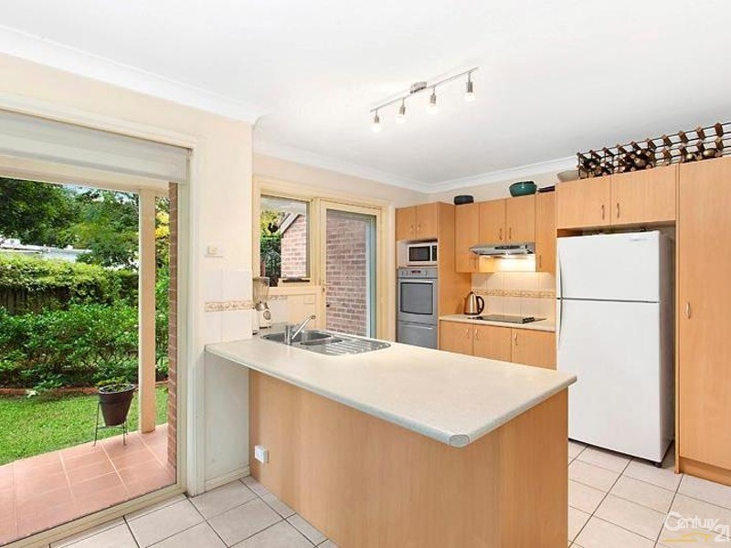 2A Shinfield Avenue, St Ives NSW 2075