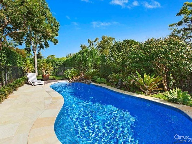 2 Bromborough Road, Roseville NSW 2069