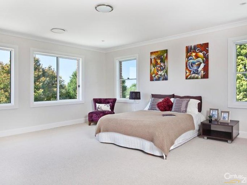 36 Romney Rd, St Ives NSW 2075