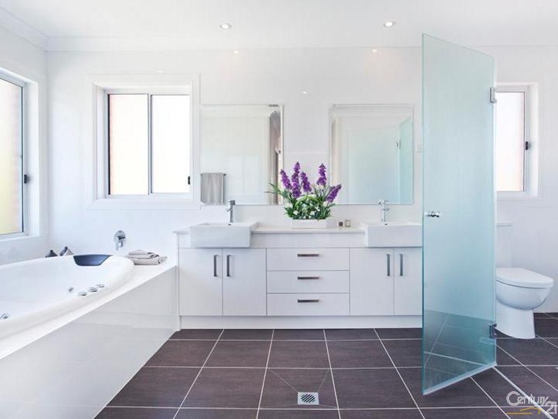 36 Romney Rd, St Ives NSW 2075