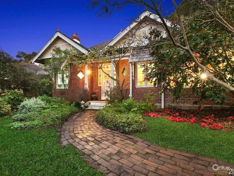 1 Duntroon Ave, Roseville NSW 2069