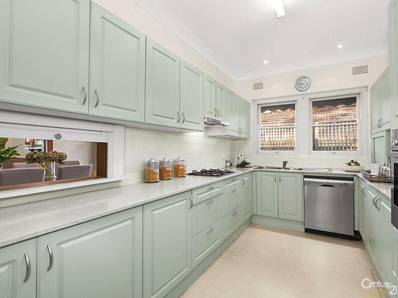 43 Findlay Ave, Roseville NSW 2069