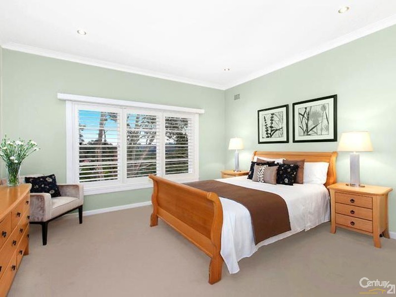 6 Barana Parade, Roseville Chase NSW 2069