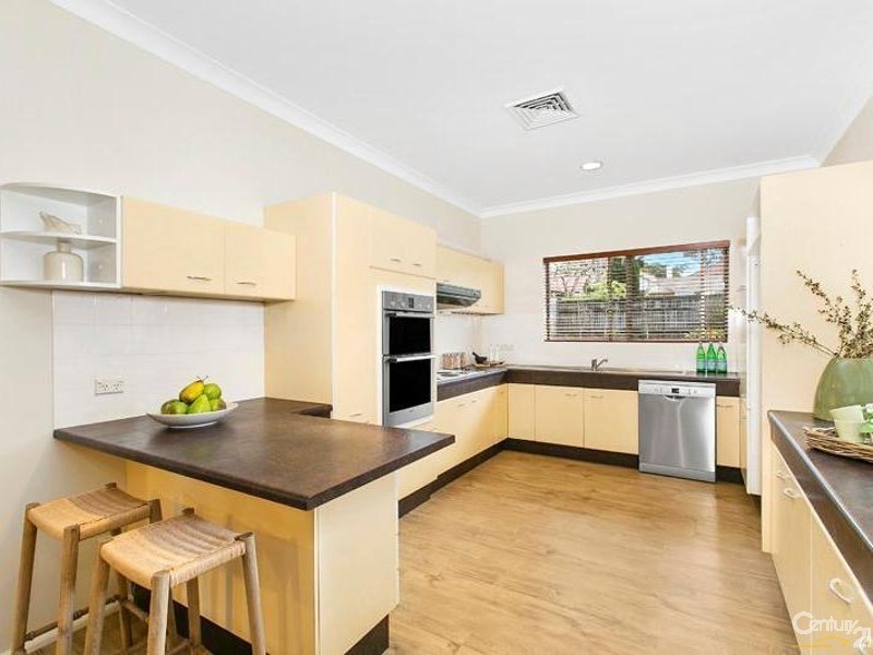 66 Duntroon Ave, Roseville NSW 2069