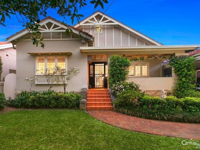 4 Harwood Ave, Chatswood NSW 2067