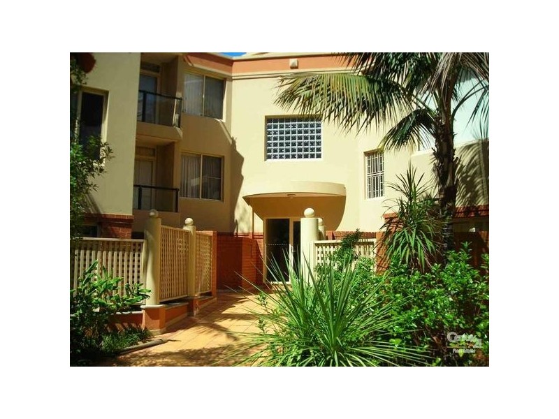 80/47 Lithgow Street, St Leonards NSW 2065