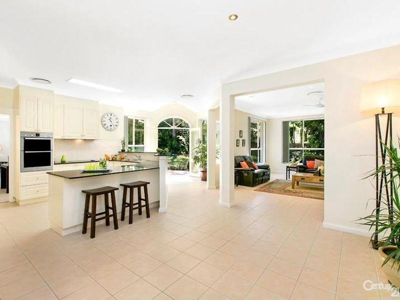 49 Benaroon Ave, St Ives NSW 2075