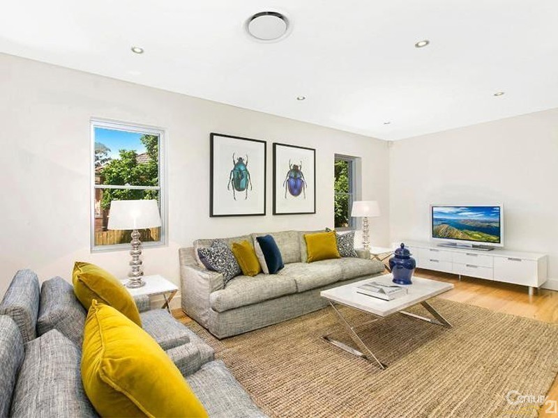 14 Griffith Ave, Roseville Chase NSW 2069