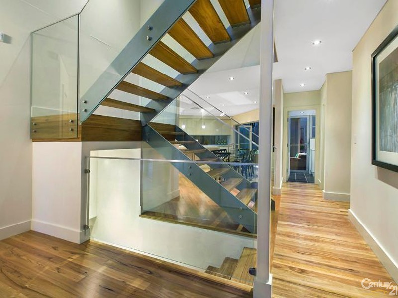 14 Griffith Ave, Castle Cove NSW 2069