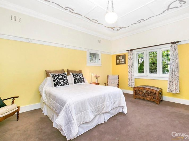 64 Boundary Street, Roseville NSW 2069