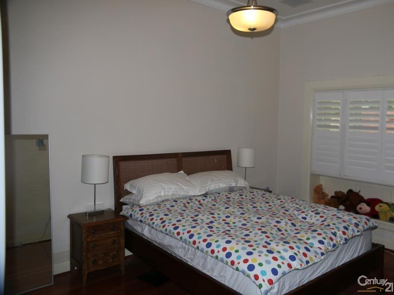 37 Boundary Street, Roseville NSW 2069