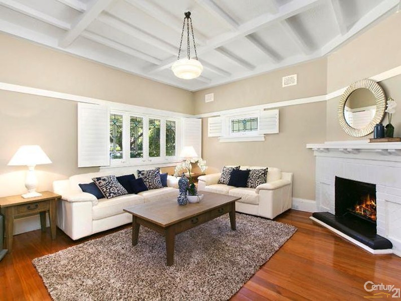 6 Duntroon Ave, Roseville NSW 2069