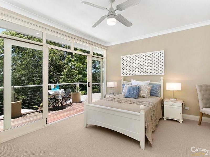 6 Duntroon Ave, Roseville NSW 2069