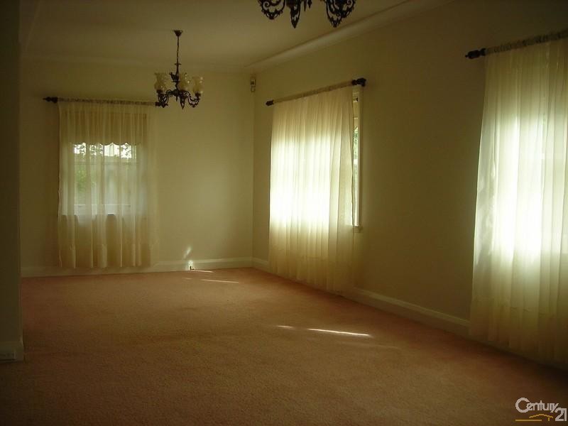 7 Robinson Road, Lindfield NSW 2070