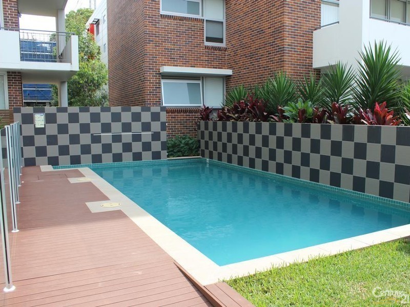 24/2-4 Sturt Place, St Ives NSW 2075