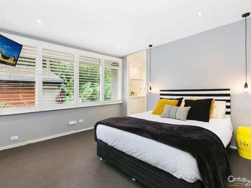 68A  Findlay Avenue, Roseville NSW 2069