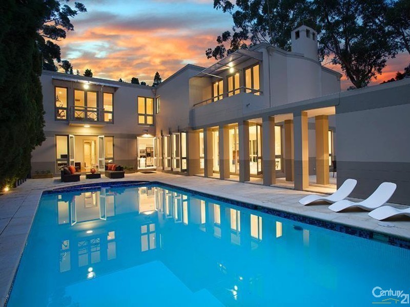 35 Lancaster Avenue, St Ives NSW 2075