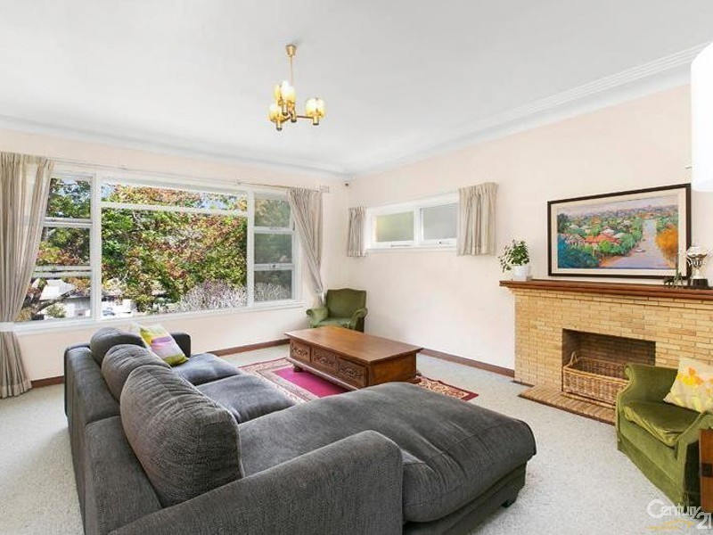 16 Bromley Avenue, Pymble NSW 2073