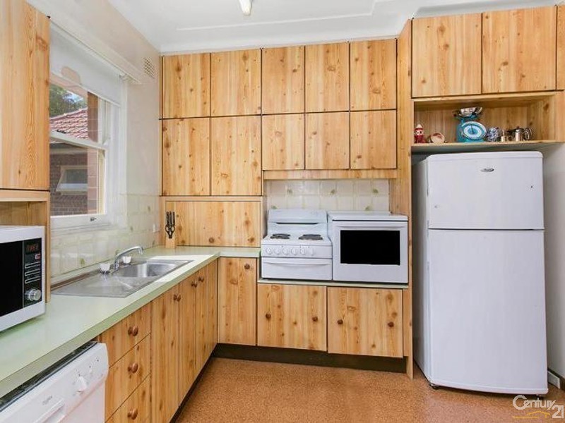 16 Bromley Avenue, Pymble NSW 2073