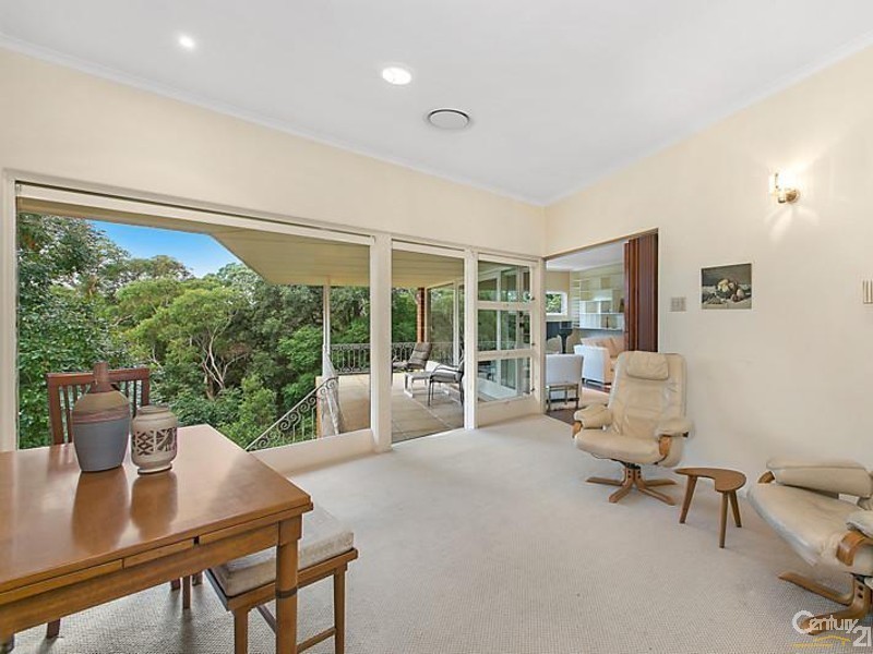 9 Glenroy Avenue, Middle Cove NSW 2068