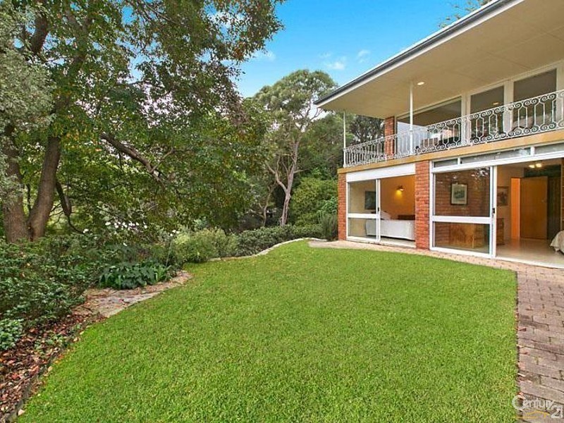 9 Glenroy Avenue, Middle Cove NSW 2068