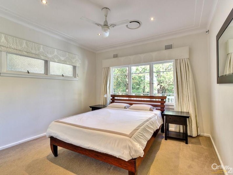 1 Yanko Road, West Pymble NSW 2073